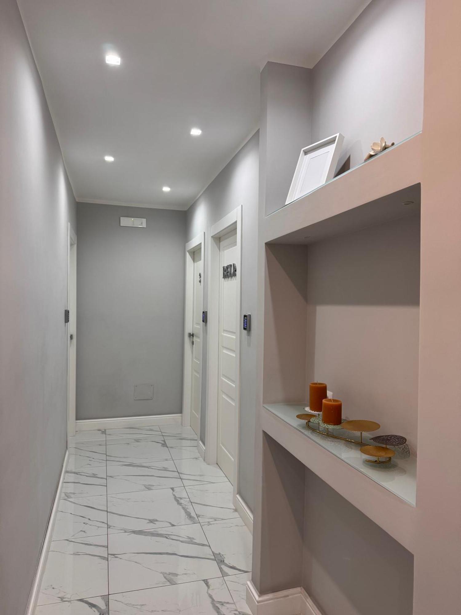 نابولي Lady Mary'S Luxury Suites المظهر الخارجي الصورة